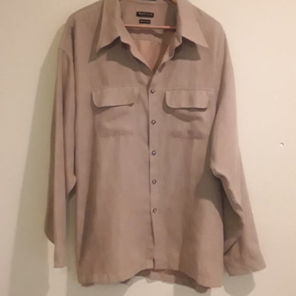 ❤SALE ❤100% Soft Suade Mens tan long sleeve - Picture 1 of 6
